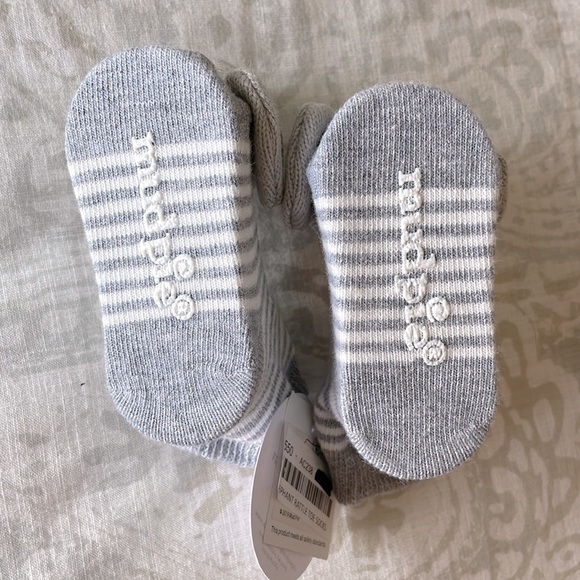 NWT | Mud Pie Baby Elephant Rattle Booties - Picture 3 of 5